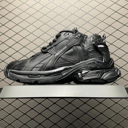 バレンシアガ スニーカー