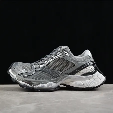 バレンシアガ スニーカー