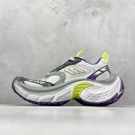 バレンシアガ スニーカー