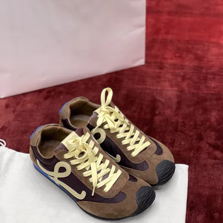 ロエベ スニーカー