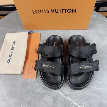 ルイヴィトン スリッパ