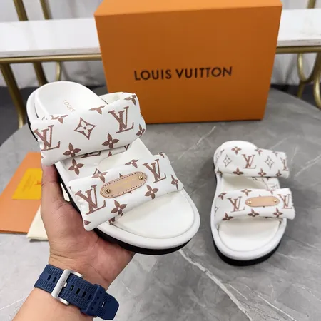 ルイヴィトン スリッパ
