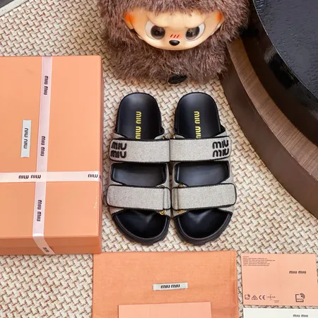 ミュウミュウ スリッパ