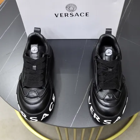 ヴェルサーチ カジュアルシューズ