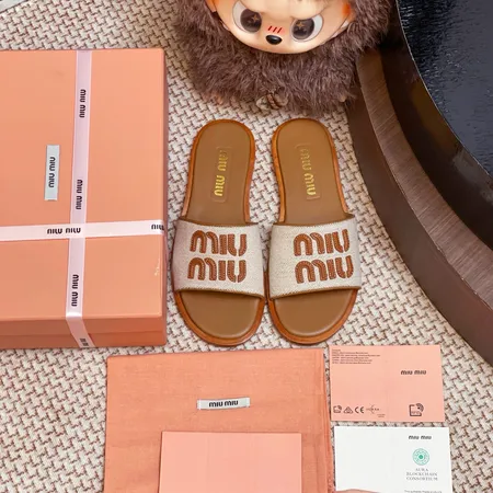 ミュウミュウ スリッパ