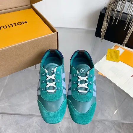 ルイヴィトン スニーカー