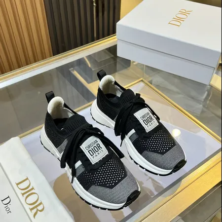 ディオール カジュアルシューズ