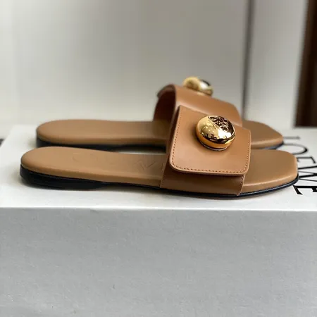 ロエベ スリッパ