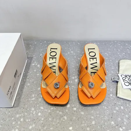 ロエベ サンダル