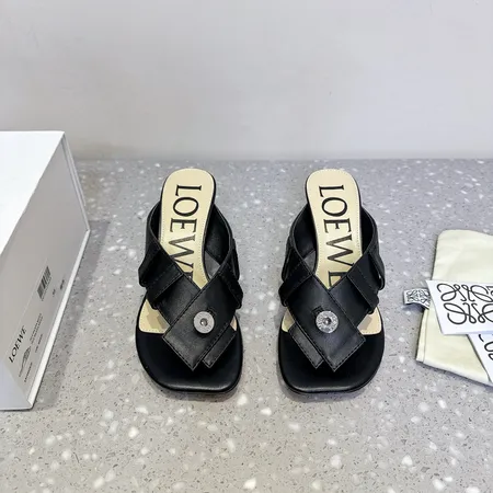 ロエベ サンダル