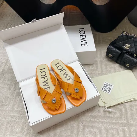 ロエベ スリッパ