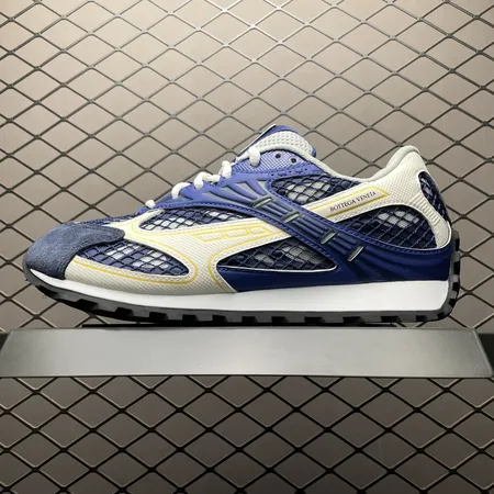 ボッテガ ヴェネタ カジュアルシューズ