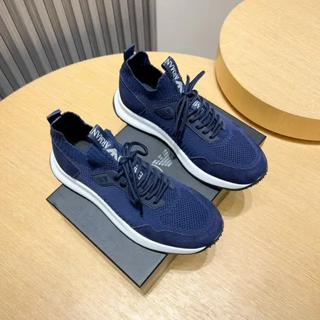 アルマーニ スニーカー