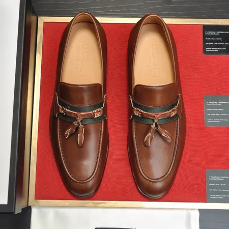 グッチ ビジネスシューズ