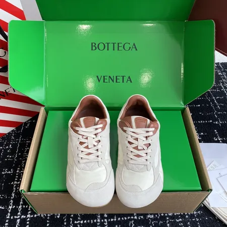 ボッテガ ヴェネタ スニーカー