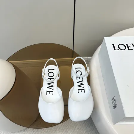 ロエベ サンダル