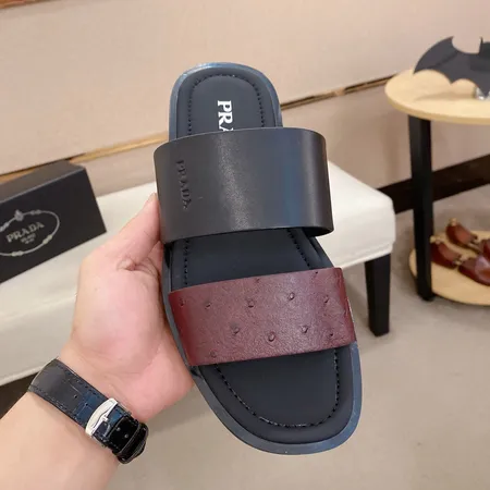 プラダ スリッパ