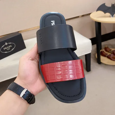 プラダ スリッパ