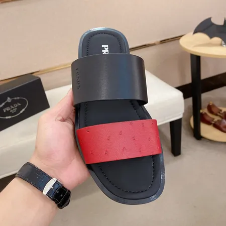 プラダ スリッパ