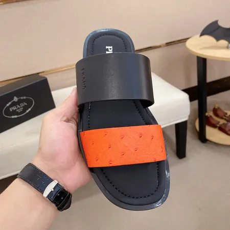 プラダ スリッパ