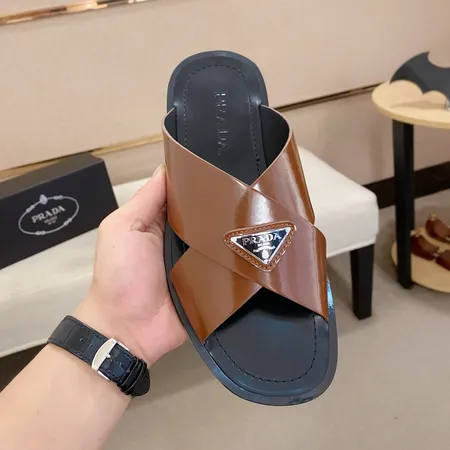 プラダ スリッパ