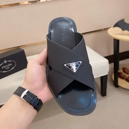 プラダ スリッパ