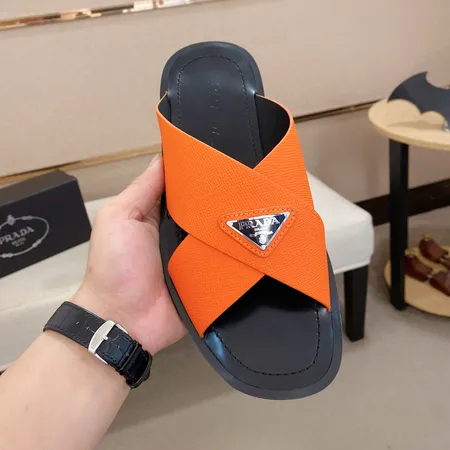 プラダ スリッパ