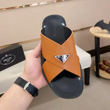 プラダ スリッパ