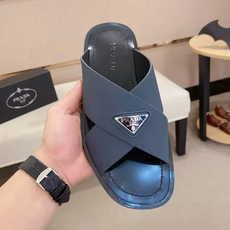 プラダ スリッパ