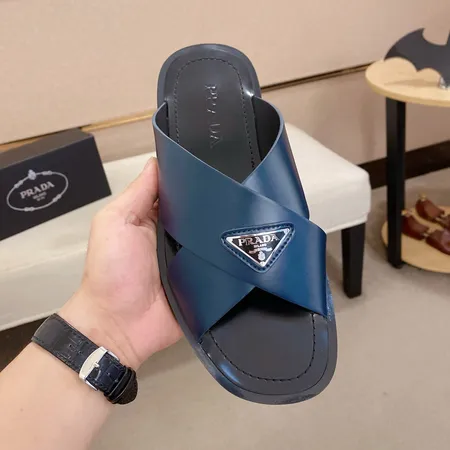 プラダ スリッパ