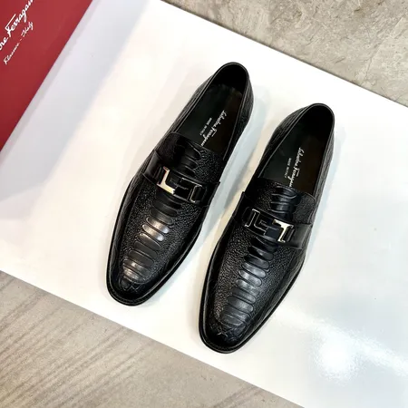 フェラガモ ビジネスシューズ