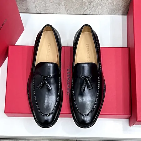 フェラガモ ビジネスシューズ