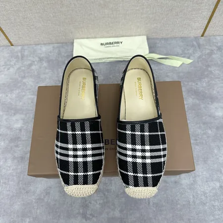 バーバリー ス カジュアルシューズ