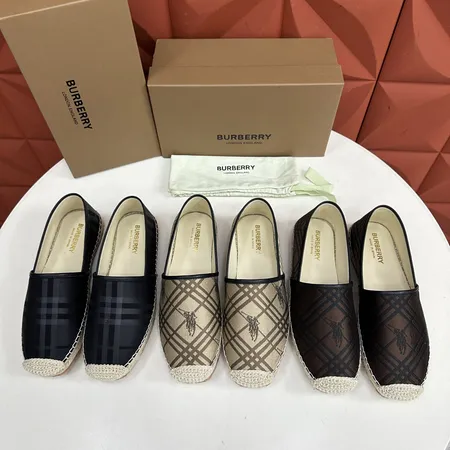 バーバリー ス カジュアルシューズ