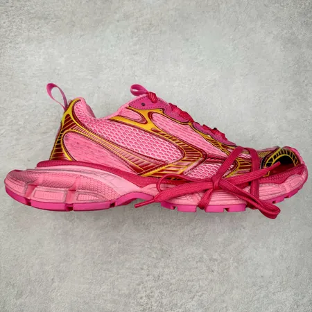 バレンシアガ スニーカー