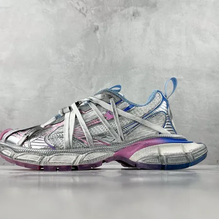 バレンシアガ スニーカー