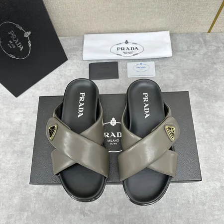 プラダ スリッパ