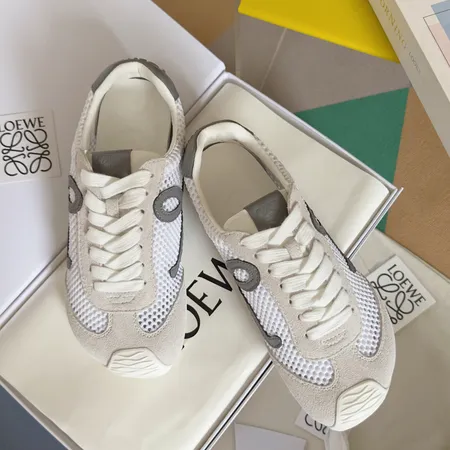 ロエベ カジュアルシューズ