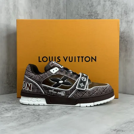 ルイヴィトン カジュアルシューズ