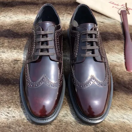 フェラガモ ビジネスシューズ