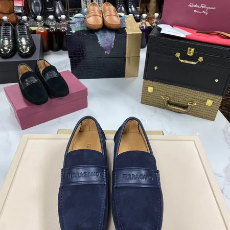 フェラガモ ビジネスシューズ