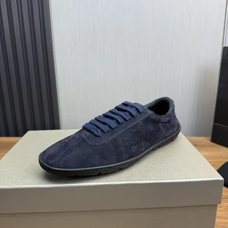 アルマーニ カジュアルシューズ