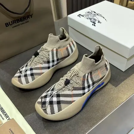 バーバリー ス スニーカー