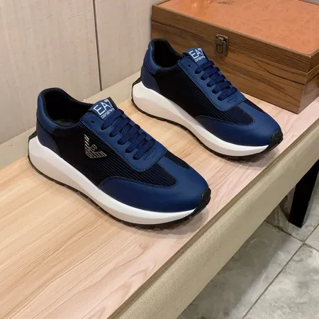 アルマーニ スニーカー