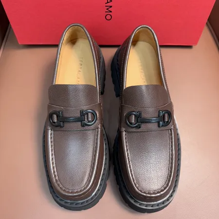 フェラガモ ビジネスシューズ