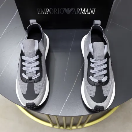 アルマーニ スニーカー