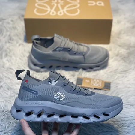 ロエベ スニーカー