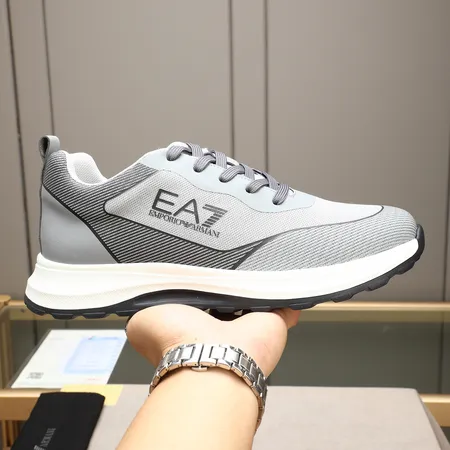 アルマーニ カジュアルシューズ