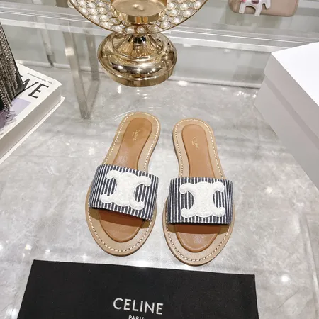 セリーヌ スリッパ