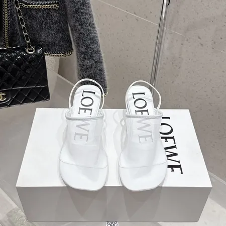 ロエベ サンダル